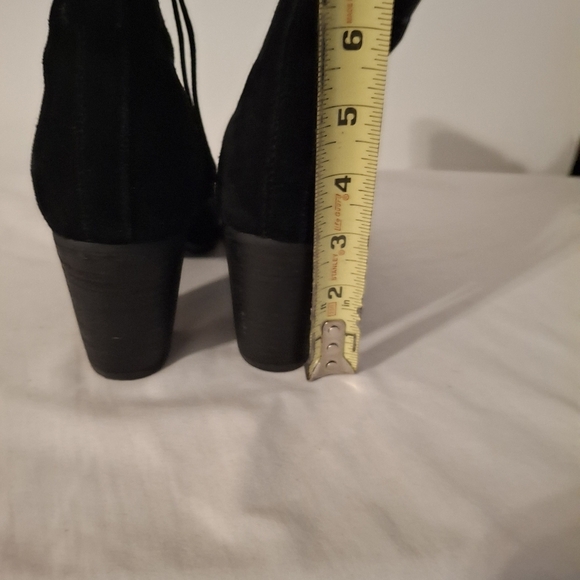 Toms Black Women's Suede Stacked Heeled Boots Minimalist Design - Picture 4 of 8